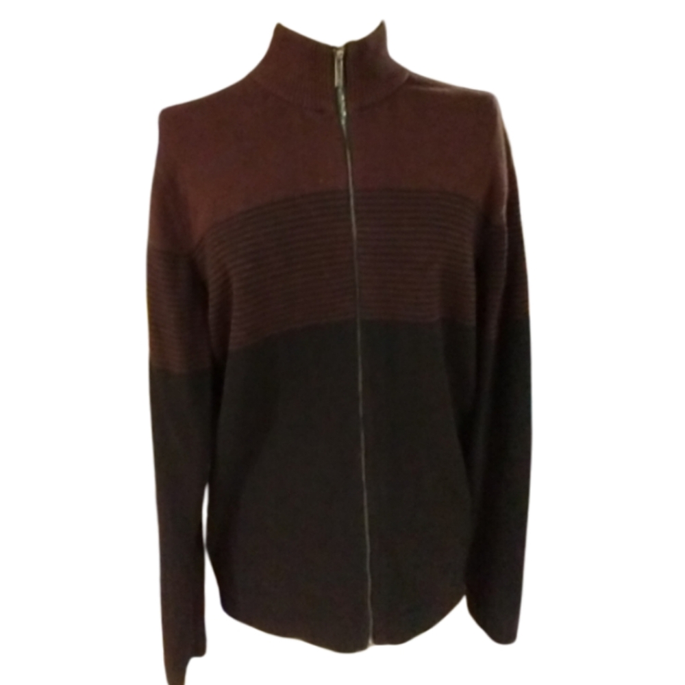 Size L mens burgundy black zip up cardigan